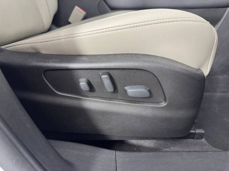 2019 Cadillac XT4 Luxury