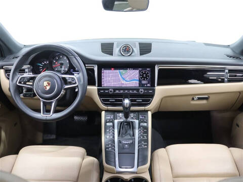 2020 Porsche Macan S