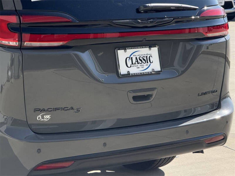 2025 Chrysler Pacifica Limited