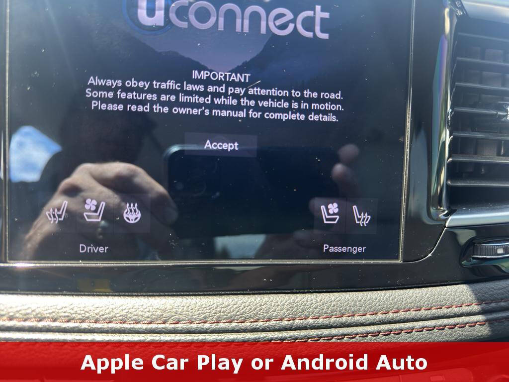 2020 Chrysler Pacifica 33