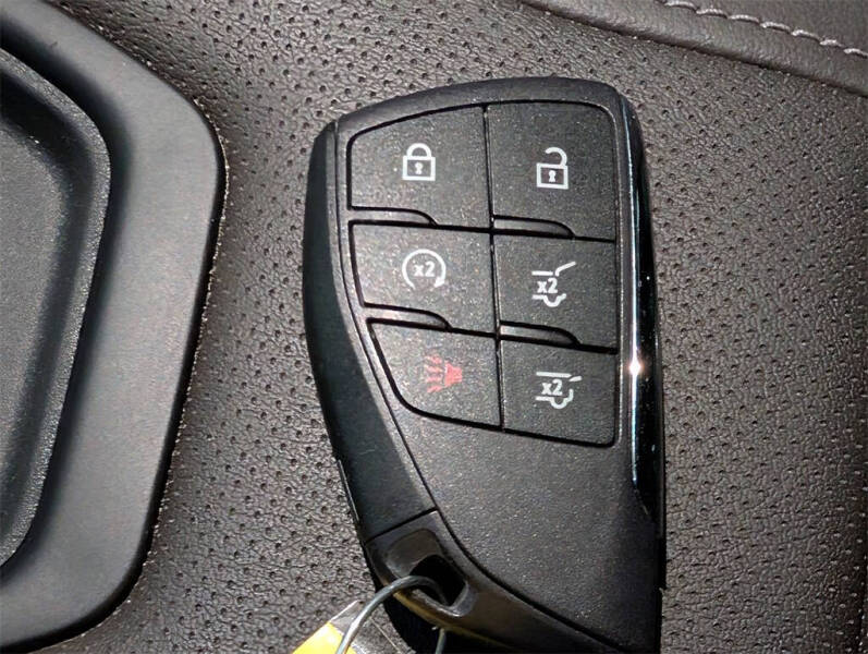 2024 GMC Yukon XL SLT