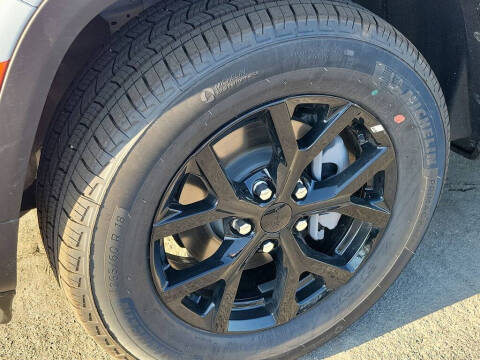 2026 Jeep Grand Cherokee Altitude