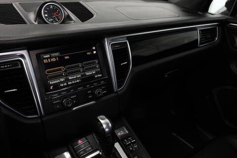 2015 Porsche Macan S