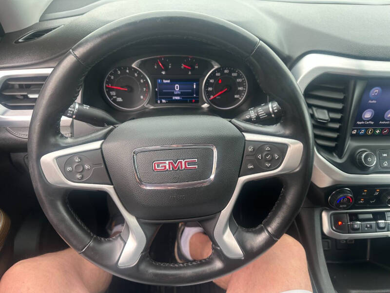 2020 GMC Acadia SLE