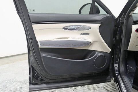 2024 Genesis GV70 2.5T Standard