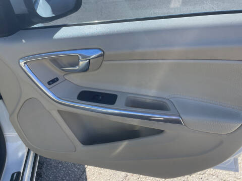 2014 Volvo S60 T5 Premier