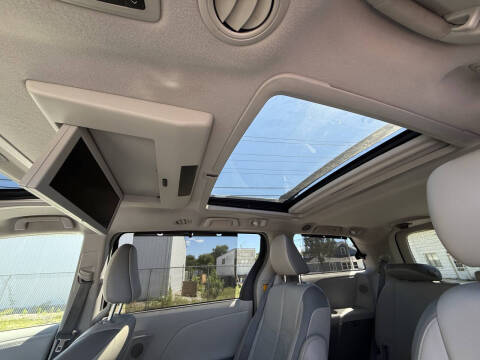 2011 Toyota Sienna Limited 7-Passenger