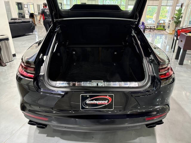 2018 Porsche Panamera