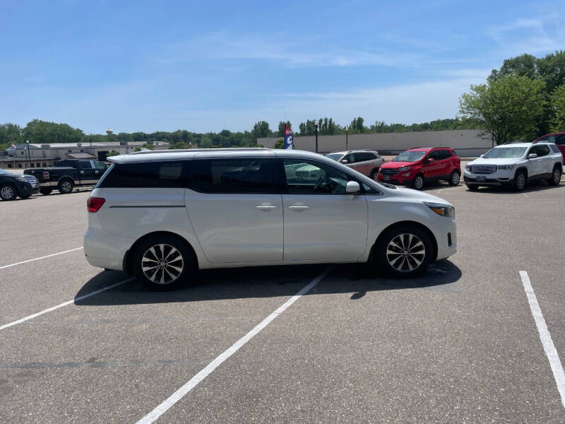 2016 Kia Sedona SX