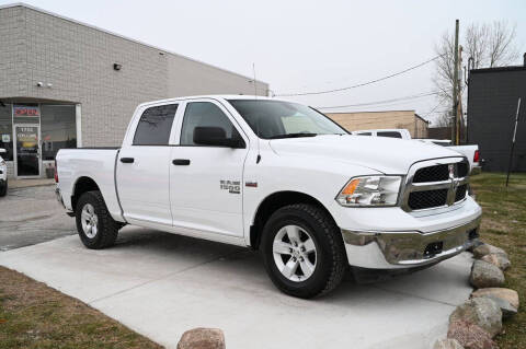 2022 RAM 1500 Classic SLT