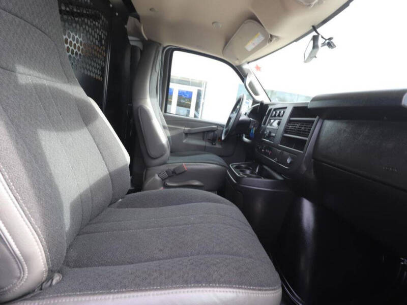 2024 GMC Savana 2500