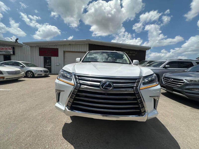 2016 Lexus LX 570