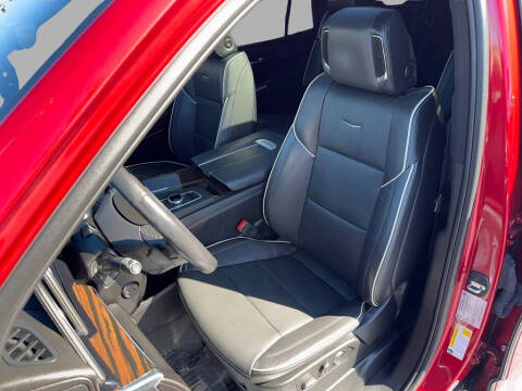 2023 Cadillac Escalade Premium Luxury