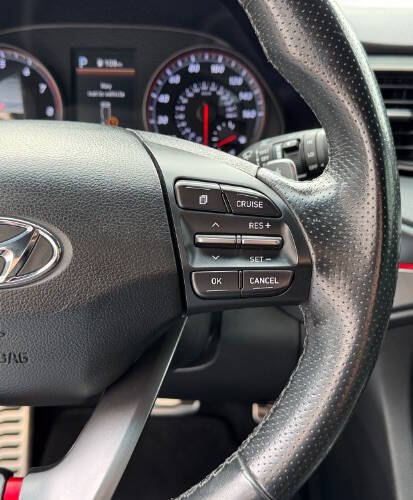 2019 Hyundai Veloster