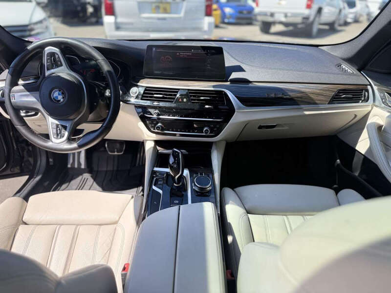 2020 BMW 5 Series 540i