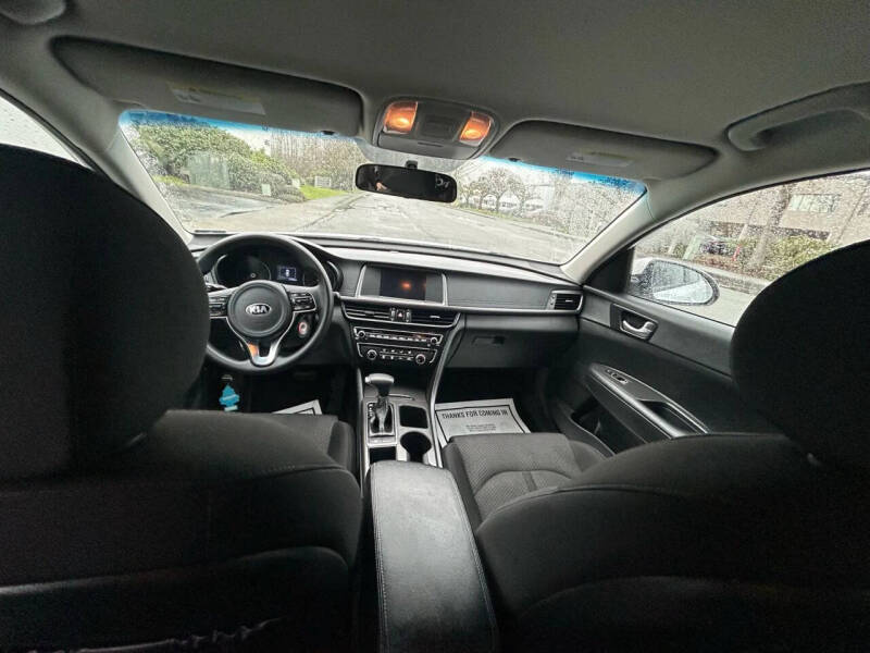 2018 Kia Optima LX