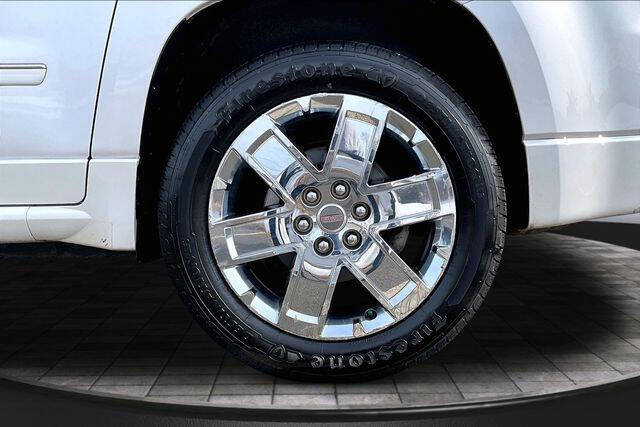 2016 GMC Acadia Denali