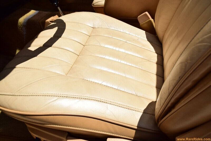 1986 Chrysler Le Baron Mark Cross Town and Country