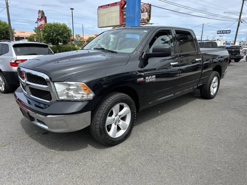 2016 RAM 1500 SLT