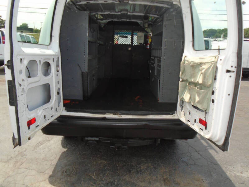2011 Ford E-Series E-250