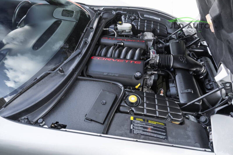 2004 Chevrolet Corvette