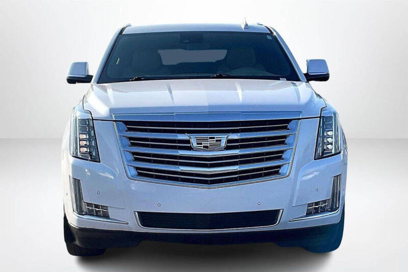 2020 Cadillac Escalade Platinum
