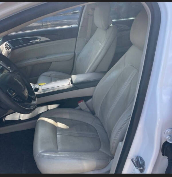 2018 Lincoln MKZ Select