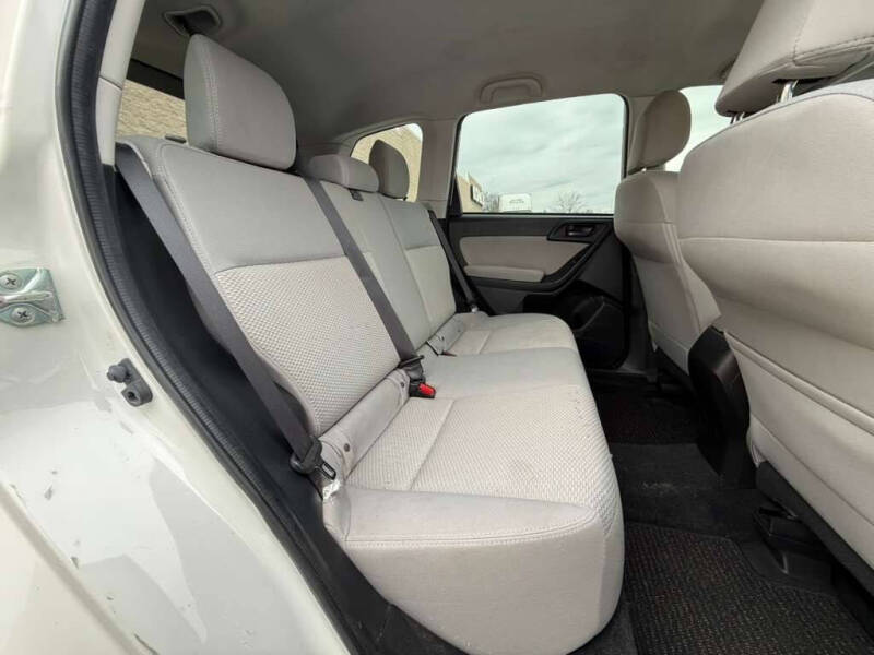 2014 Subaru Forester 2.5i