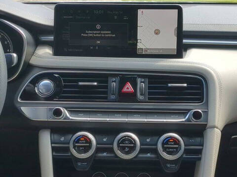 2023 Genesis G70
