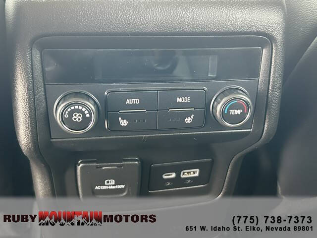 2023 GMC Acadia Denali