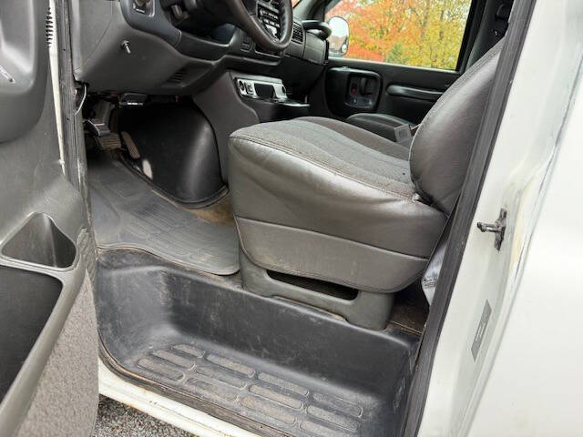 2002 Chevrolet Express 3500