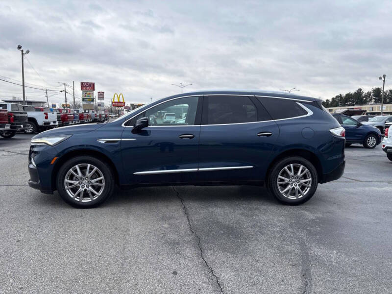 2023 Buick Enclave Essence