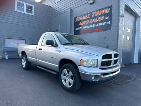 2005 Dodge Ram 1500 for sale at Small Town Auto Sales Inc. in Hazleton PA