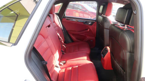 2018 Porsche Macan S