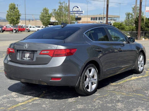 2014 Acura ILX 2.0L w/Tech