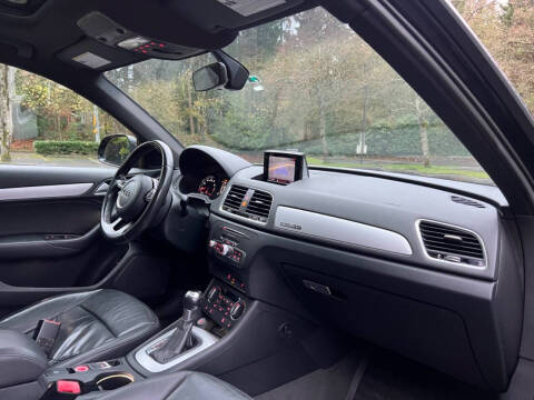 2017 Audi Q3 2.0T quattro Premium