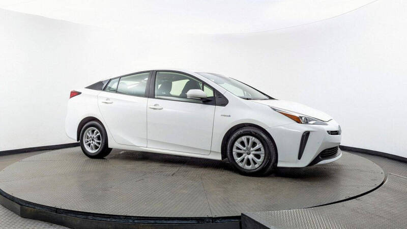 2022 Toyota Prius LE