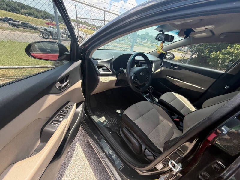 2019 Hyundai Accent SE