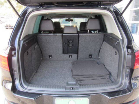 2017 Volkswagen Tiguan 2.0T Wolfsburg Edition