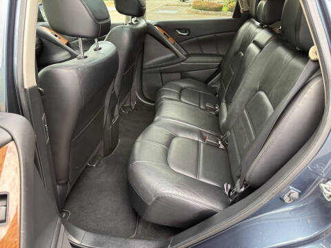 2012 Nissan Murano LE