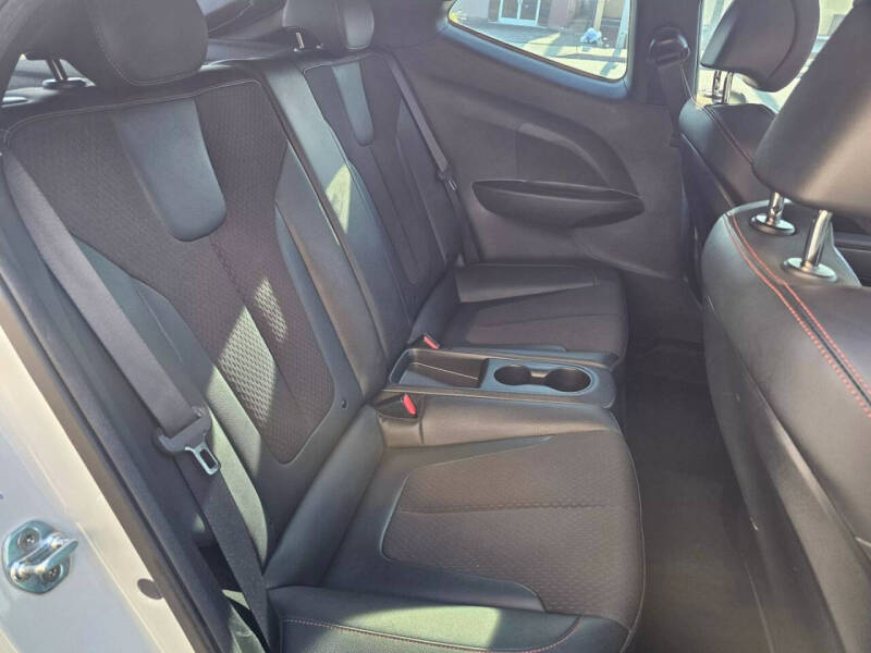 2019 Hyundai Veloster