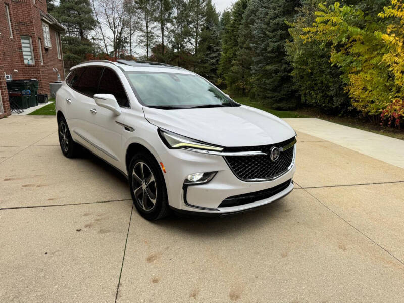 2022 Buick Enclave Essence