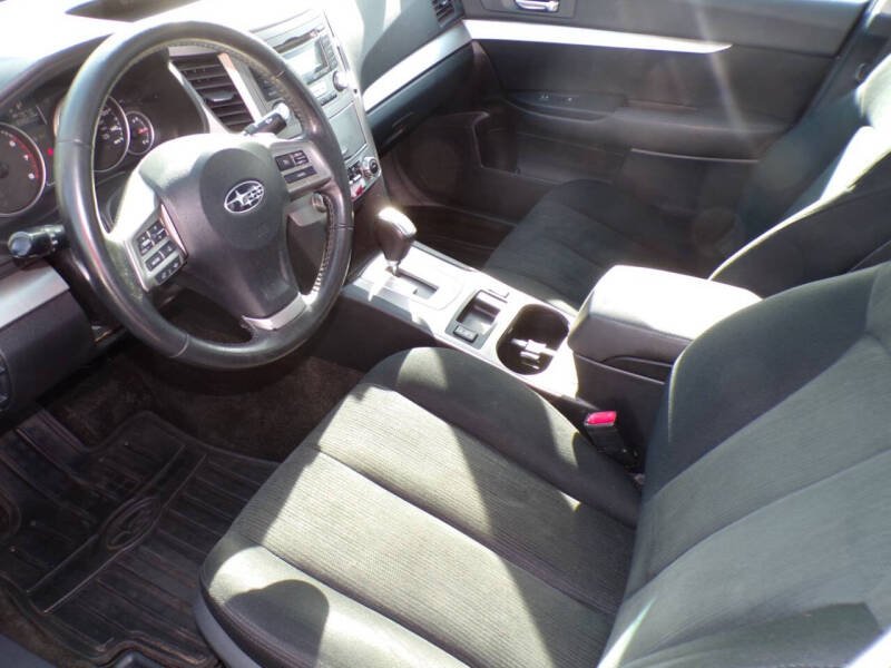 2013 Subaru Legacy 2.5i Premium