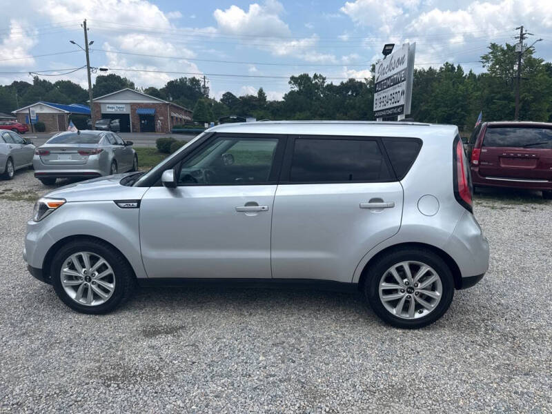 2019 Kia Soul +