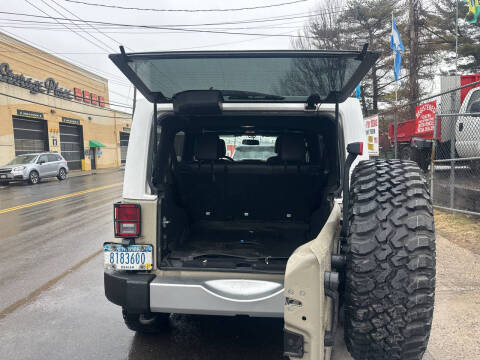 2017 Jeep Wrangler Unlimited Chief Edition