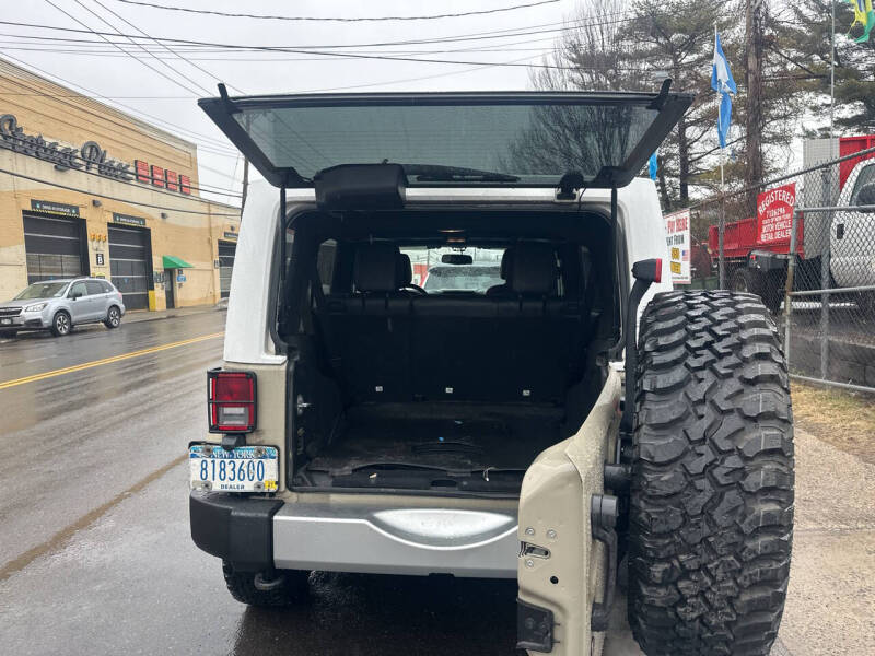 2017 Jeep Wrangler Unlimited Chief Edition