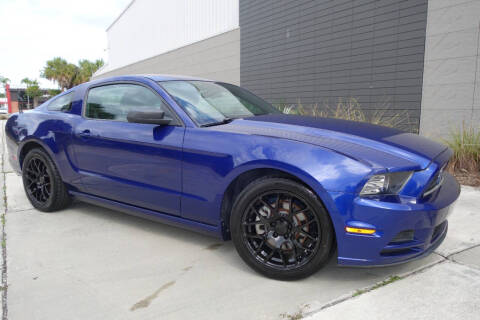 2014 Ford Mustang V6