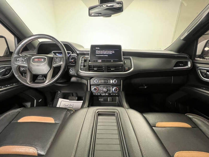 2021 GMC Yukon XL AT4