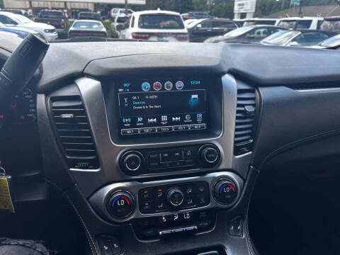 2019 Chevrolet Suburban LT