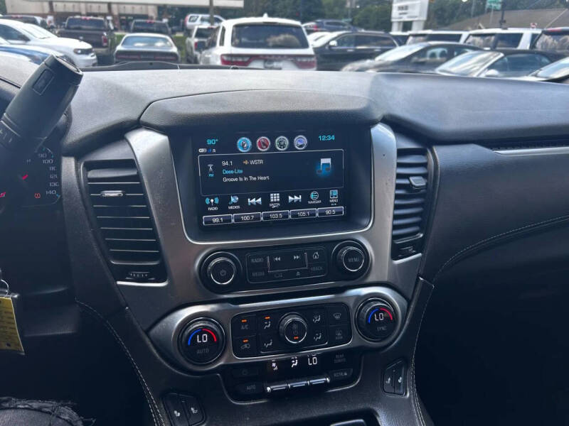 2019 Chevrolet Suburban LT